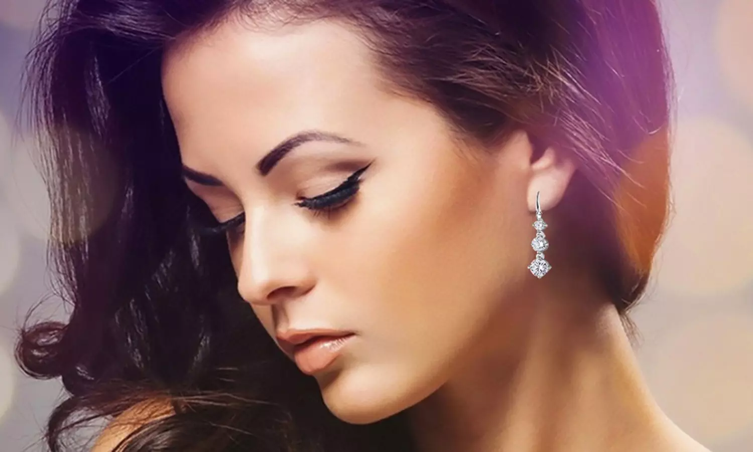 Graduated Drop Earrings Made With Crystals From Swarovski
