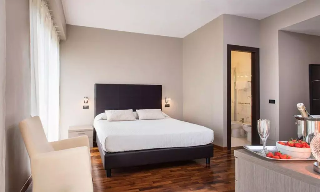 Fiuggi 4*: camera Superior con colazione, mezza pensione e Spa