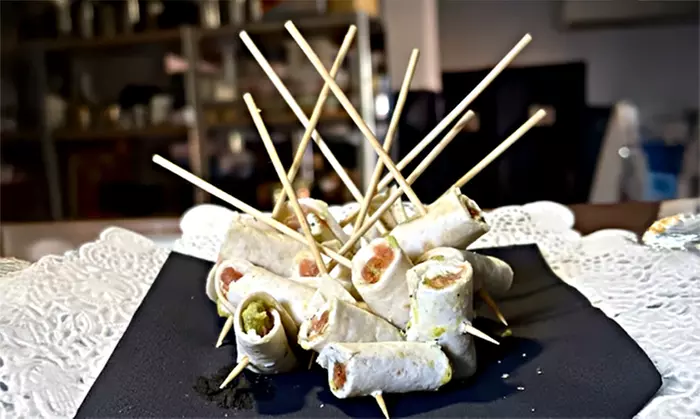 Catering prémium con 120 o 240 piezas con Cocina Gourmet Catering