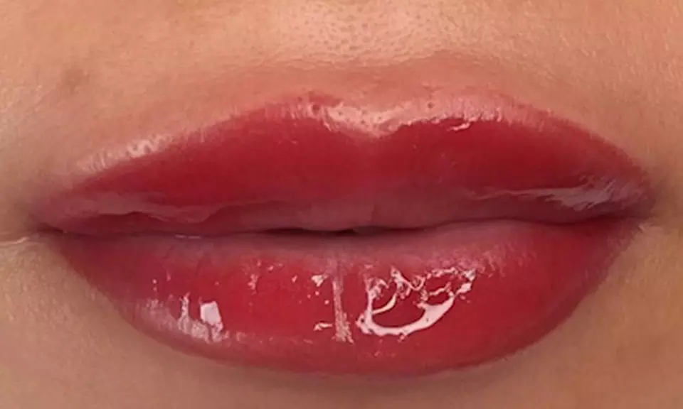 Semi-Permanent Make-Up