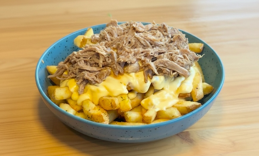 Image 11: Menú de smash burger con entrante, patatas y bebidas para 2 o 4