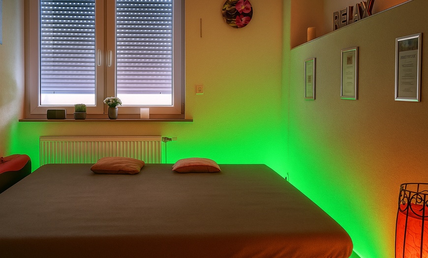 Image 3: 30-60 Min. Wellness-Öl-Massage inkl. Softdrink für 1 Person