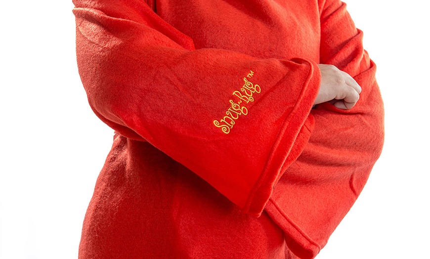 Image 8: Personalised Blanket with Sleeves