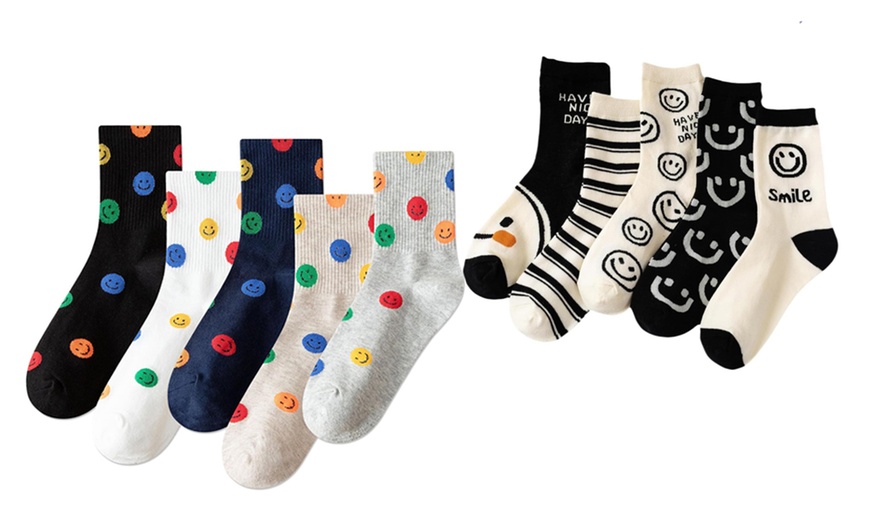 Image 10: 5 or 10 Pairs of Smiley Socks for Women