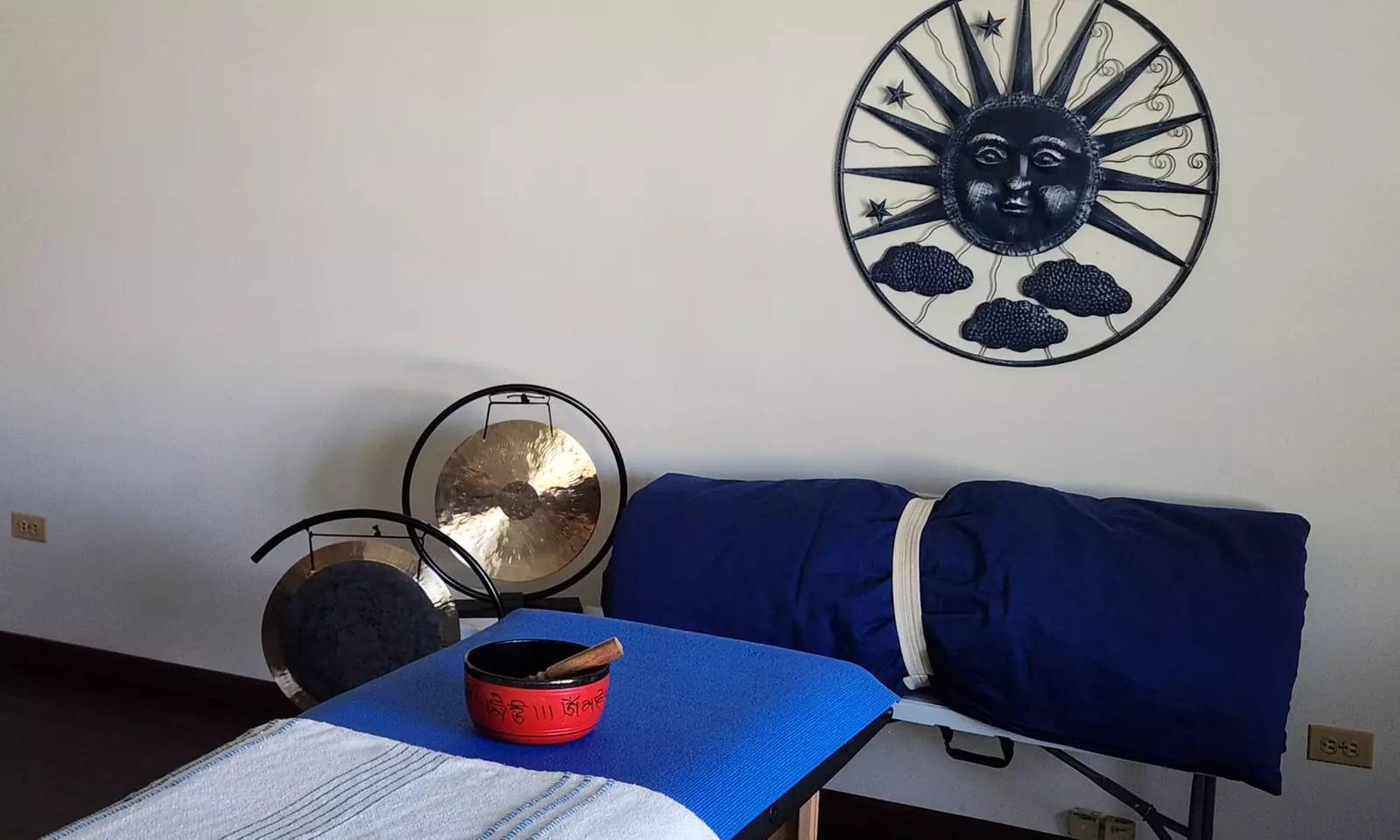 90-Minute Shiatsu Massage with Essential Oils and Warmed Bed