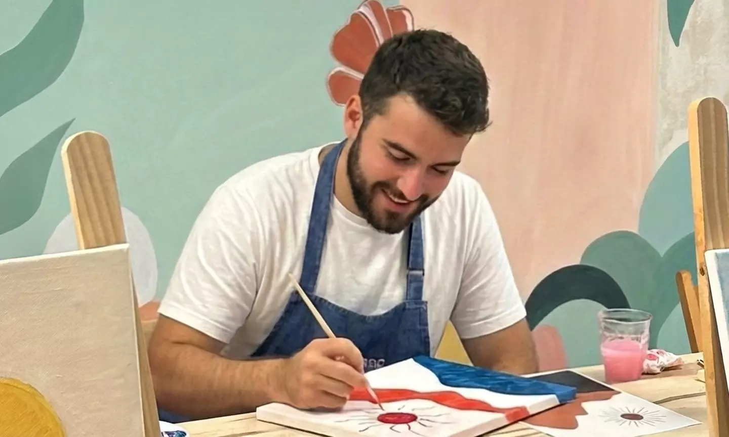 Taller de pintura de 2 horas con bebida y tentempié para 1, 2 o 4 pax