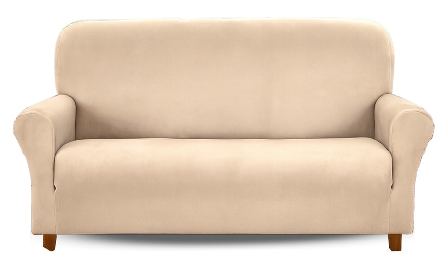 Image 10: Water-Resistant, Elegant Velvet Sofa Cover in Various Sizes