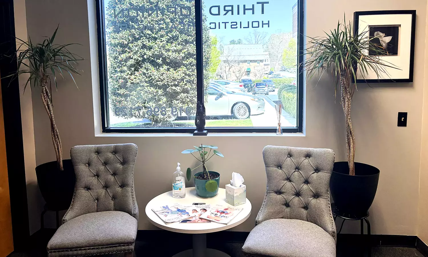 Relax with 60 Minute Hot Stone Massage with Scalp Massage/Mini Facial