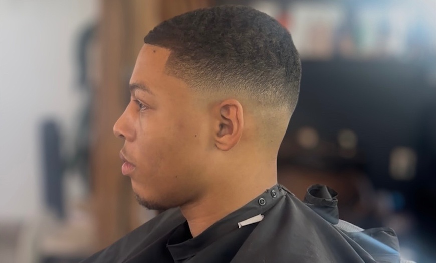 Image 6: Up to 37% Off on Salon - Men's Haircut / Barber at Pryce Studios