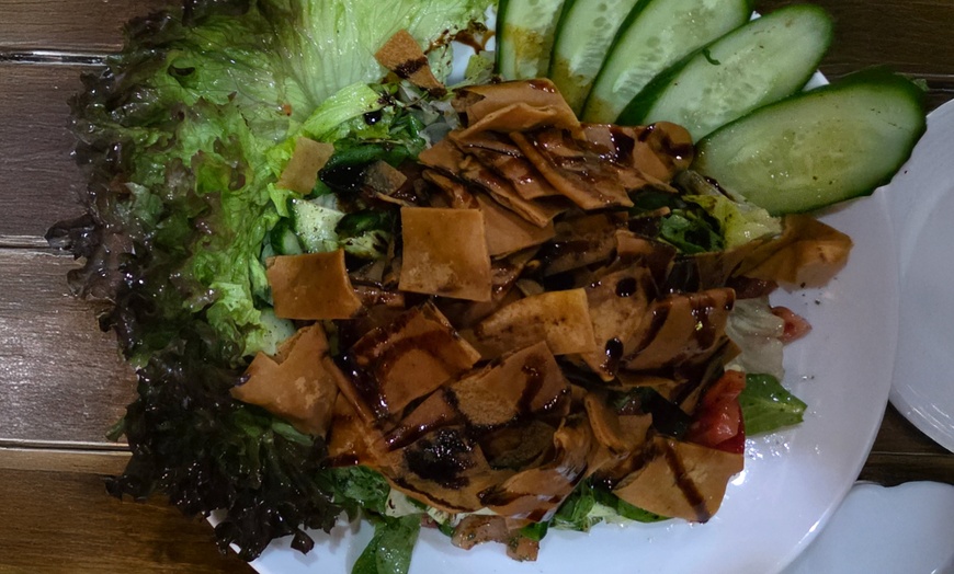 Image 3: Proef rijke Syrische smaken met lamsvlees, kip en geurige bijgerechten