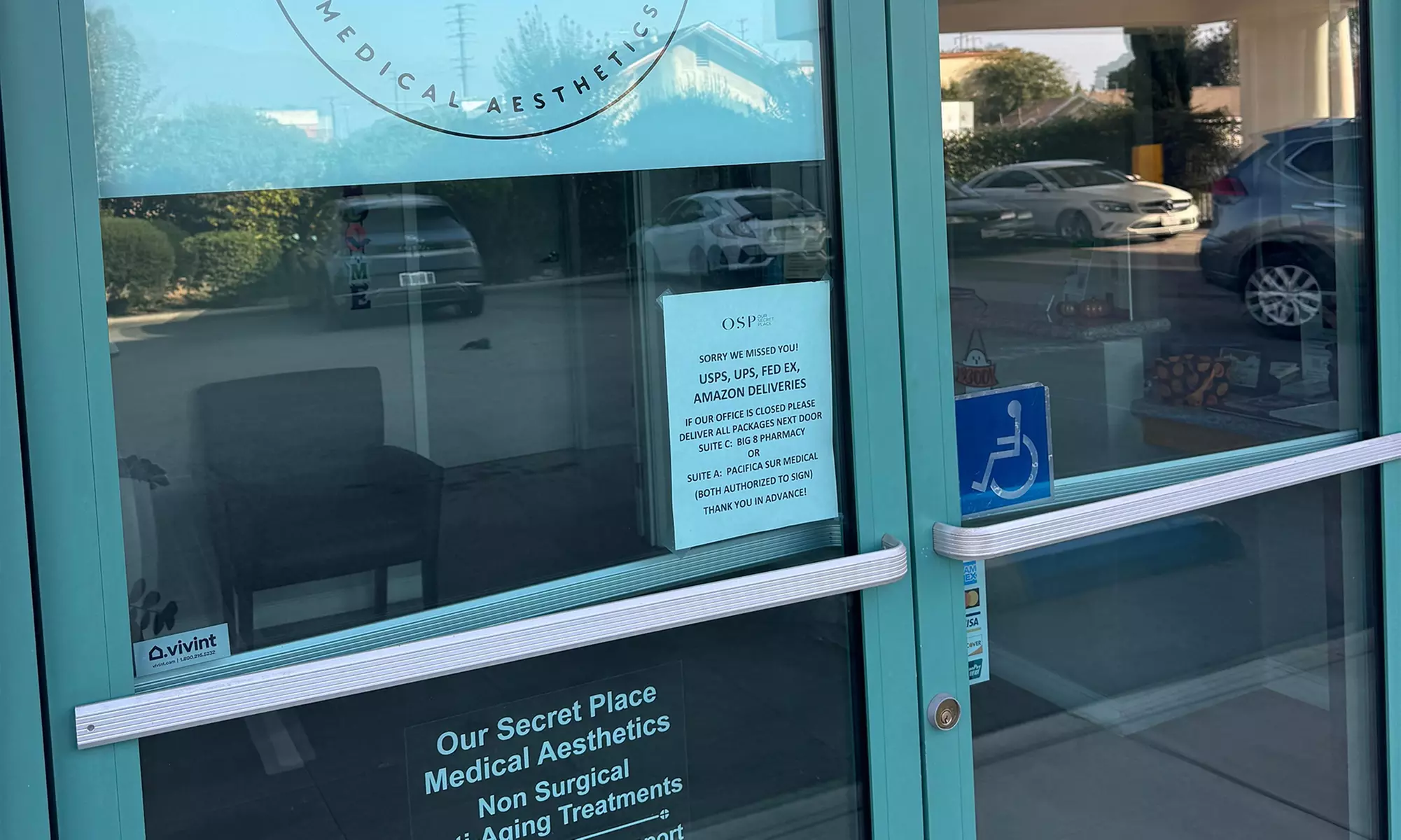 200mg Glutathione Injection or 1 or 4 NAD Injections with One B12 Shot