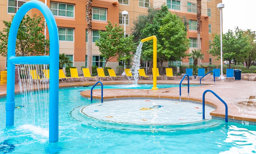 Image 21: Relax, unwind, and enjoy easy access to the Las Vegas Strip