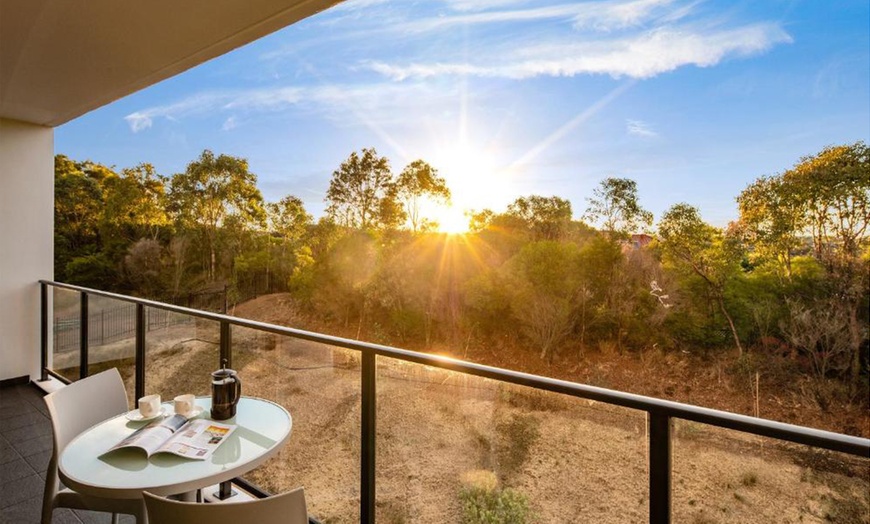 Image 6: Quest Bella Vista: Studio, One, Two, or Three-Bedroom Apartment