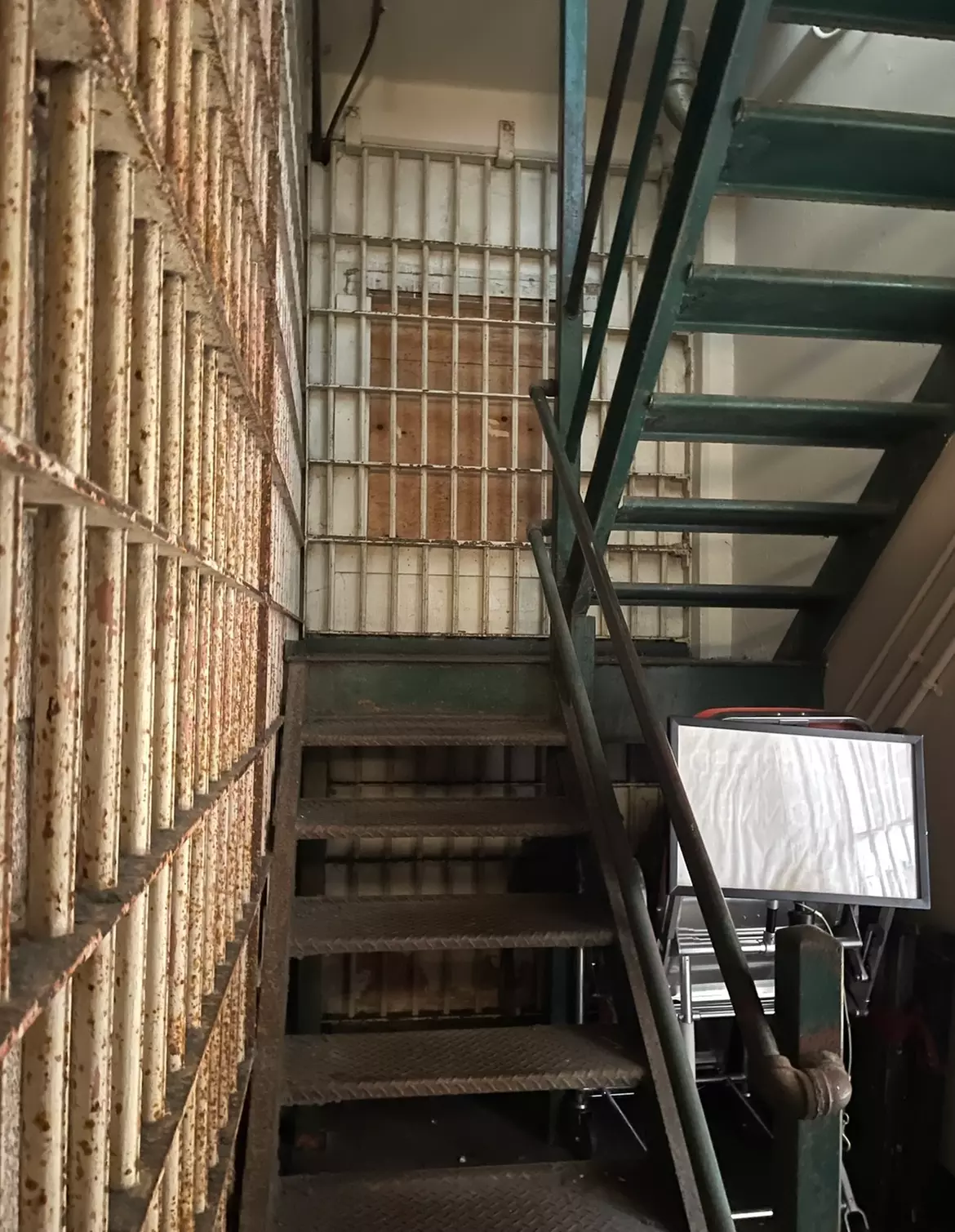 Alcatraz Highlights Tour - Ticket, Ferry and Self-Guided App