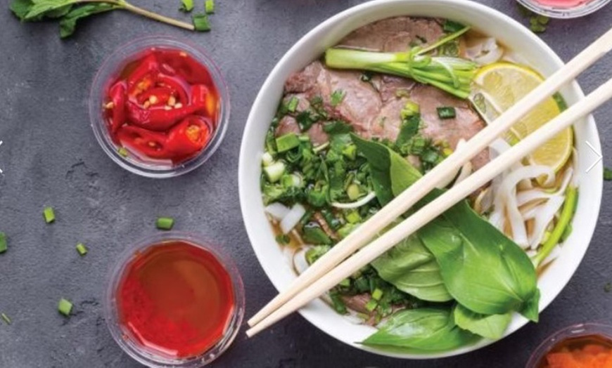 Image 1: Voyage culinaire vietnamien à Rouen en duo ou solo