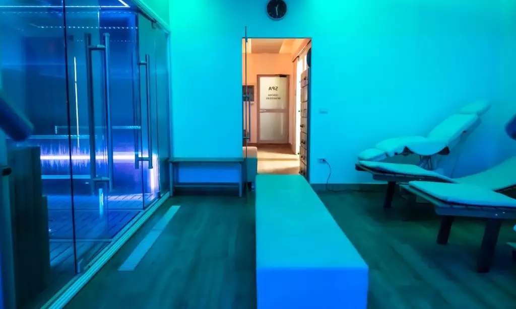 Spello: 1 o 2 notti in matrimoniale Standard con colazione, Spa e cena