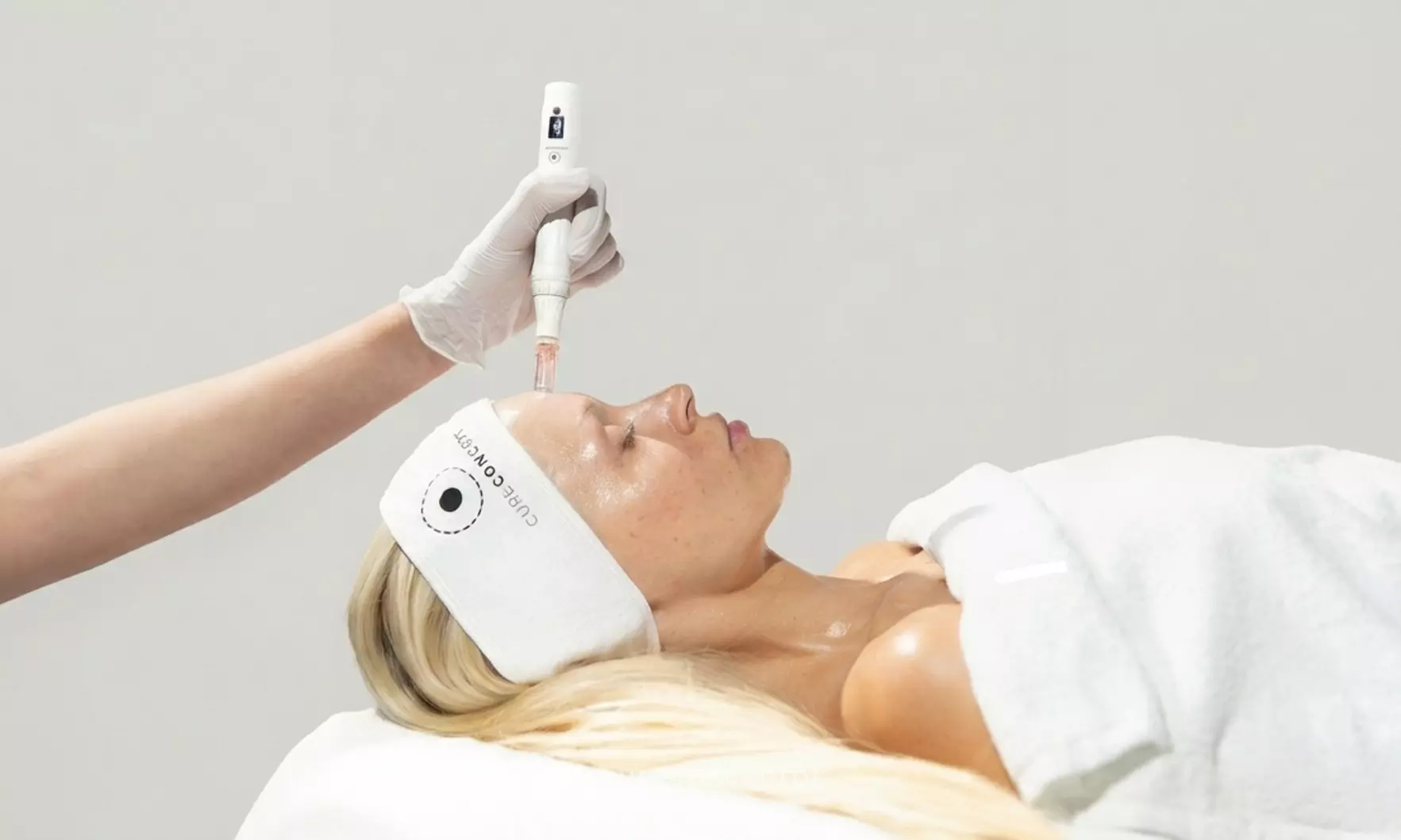 Facial Xpress Bar Treatment nach der innovativen FaceFLX-Methode