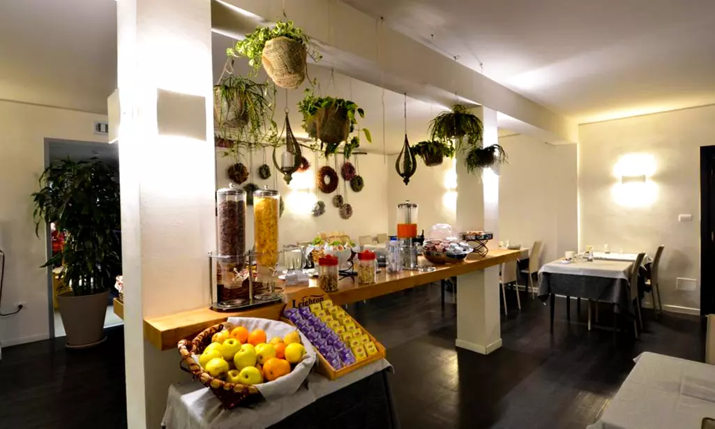 Treviso: soggiorno con colazione o cena e drink di benvenuto per 2