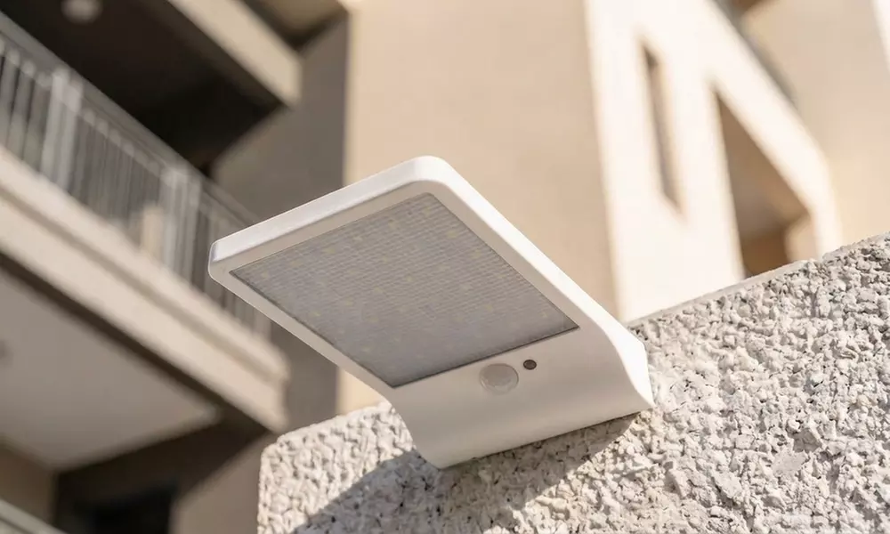 Solar LED Wall Light with Motion Sensor
