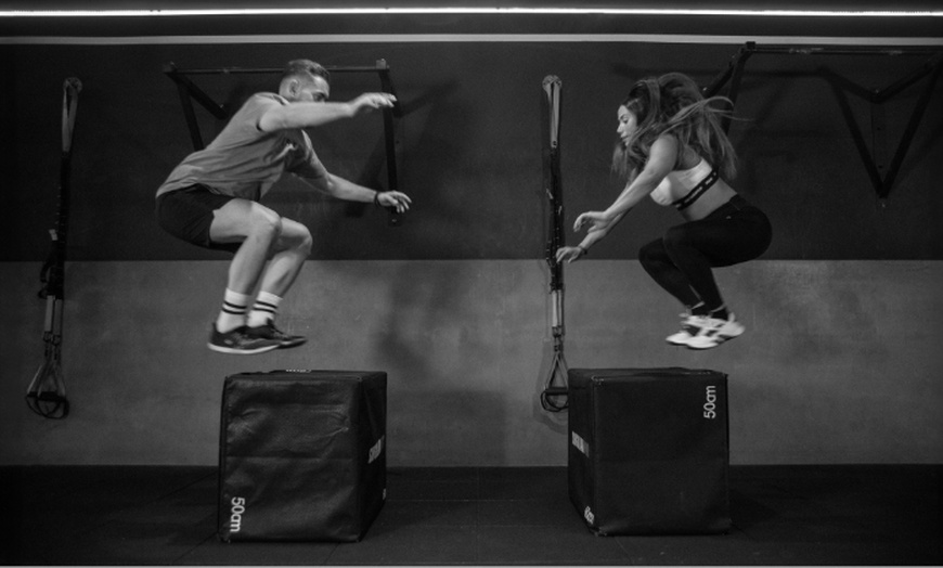 Image 9: 1 mes de acceso ilimitado a DISTRITO ESTUDIO