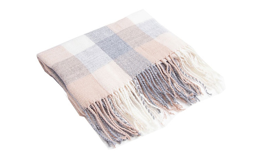 Image 2: Ladies Scarves Shawl
