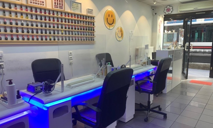 Image 3: Beauté des ongles avec Lys & Beauté Institut