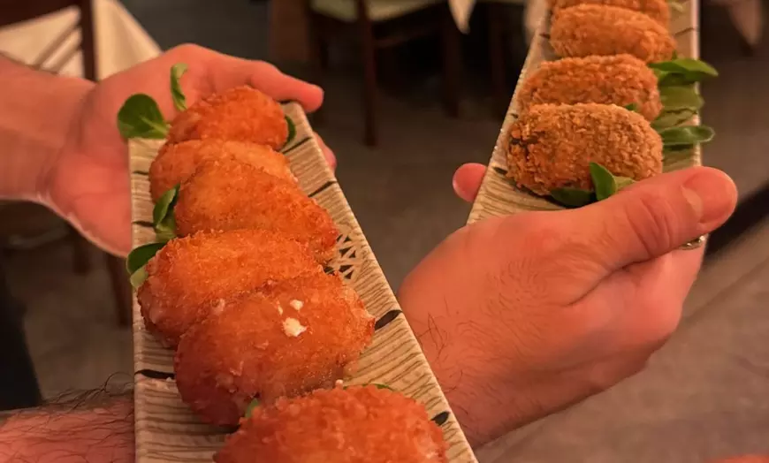 Image 6: Menú mediterráneo clásico o prémium para 2 o 4 personas 