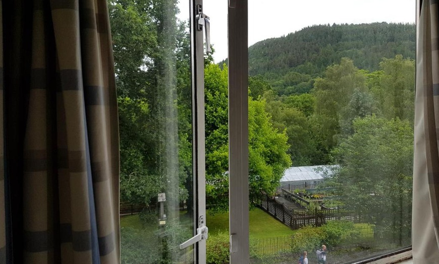 Image 16: Scenic Snowdonia Escape: Overnight Stay w/ Breakfast & Hot Tub Sauna