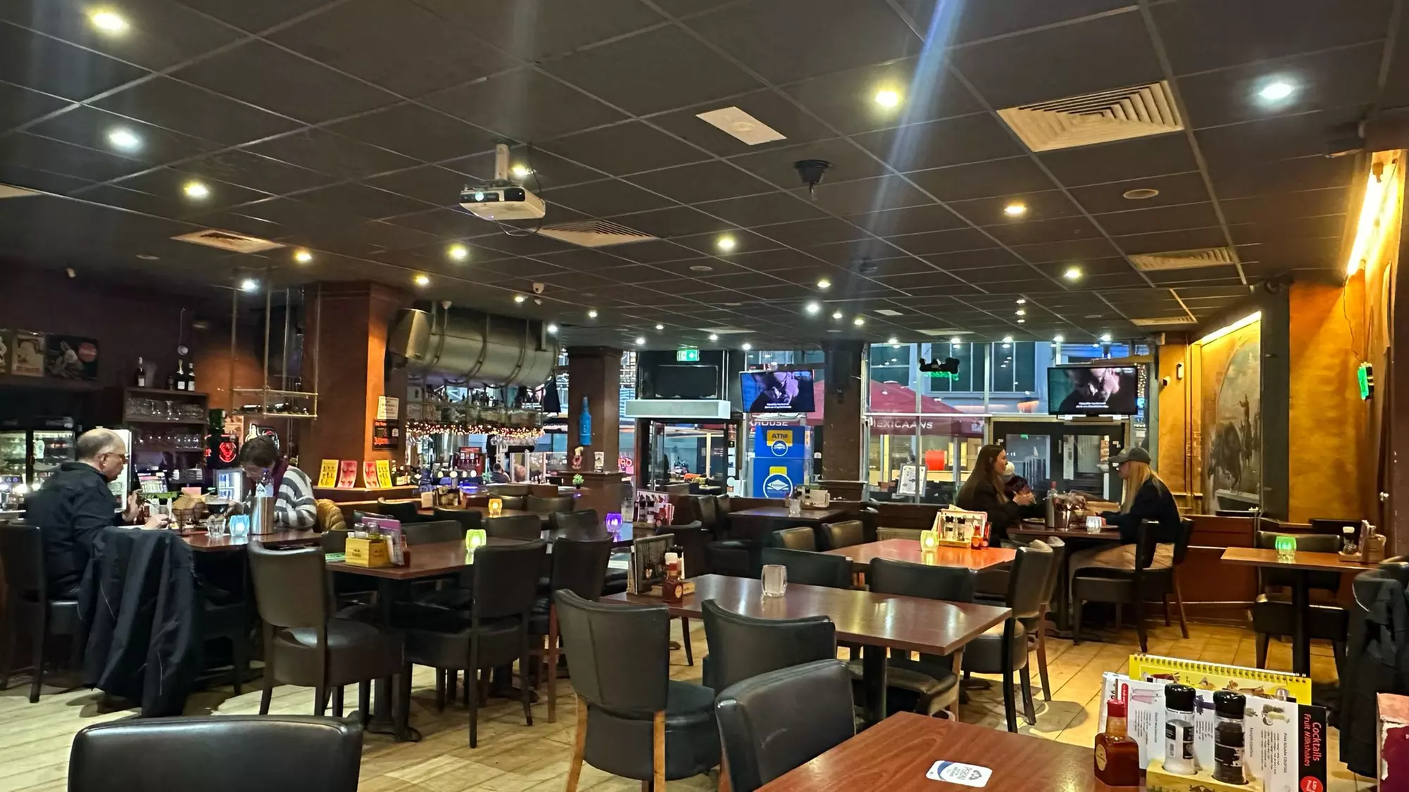 3-gangenmenu voor 1, 2, 3 of 4 personen in hartje Amsterdam