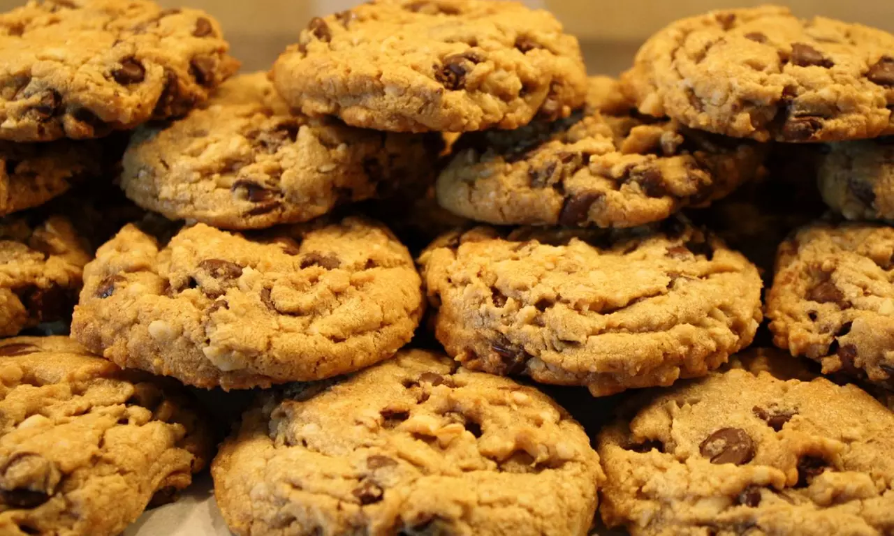 Cookies, Cinnamon Rolls, or $50 for $100 Worth of Catering from Verglo's Kitchen & Catering - Primary Image