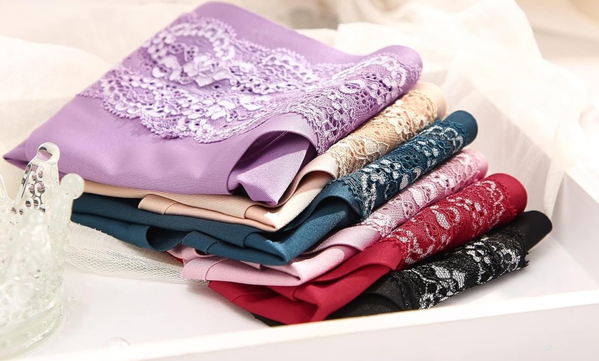 Image 7: Pack de 6 o 12 braguitas para mujer 