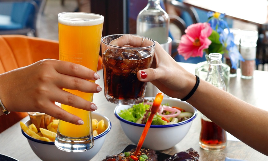 Image 4: Onbeperkt spare ribs eten met uitzicht op het Gooimeer