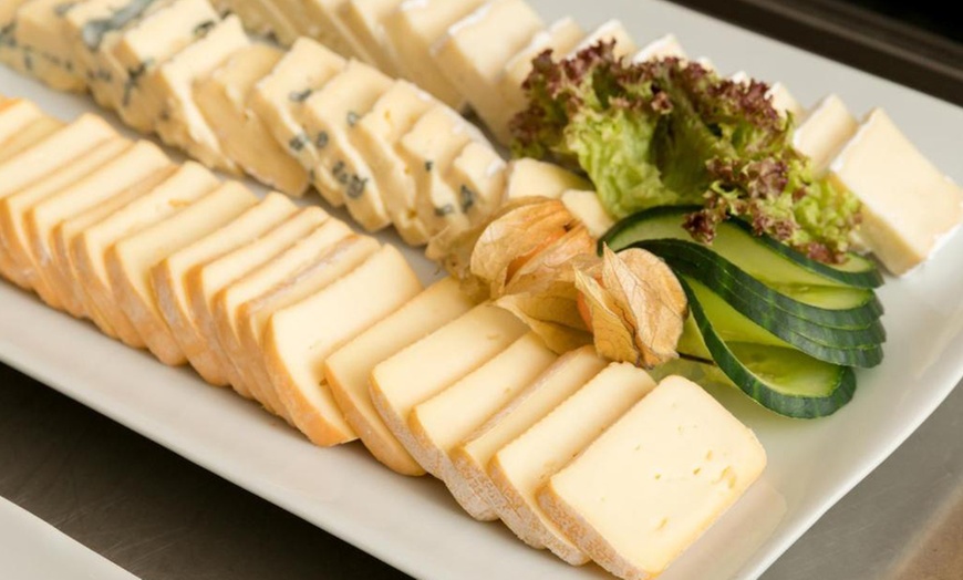 Image 13: Dresden: 1, 2, 3 oder 5 Nächte inkl. Frühstück & Sauna