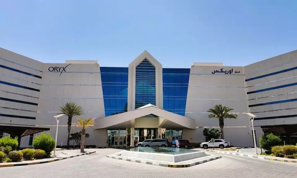 Al Ain: Mountain Staycation with Optional Breakfast
