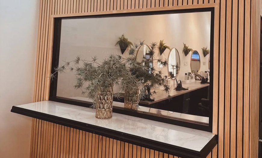 Image 5: Unwind with a 45-Minute Head Spa Therapy OR 60-Minute Scalp Therapy
