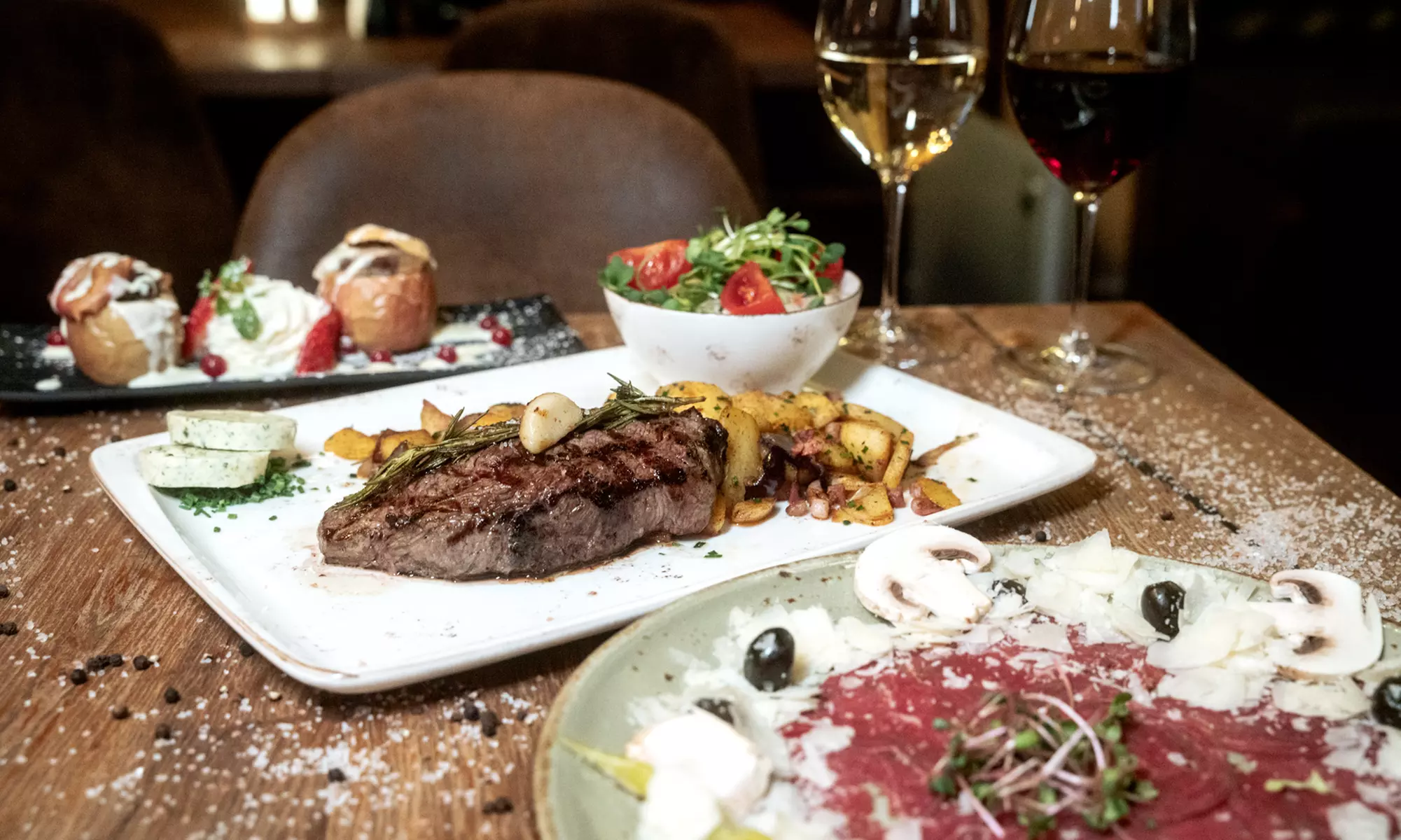 Grillteller Royal & Dessert nach Wahl im Steak Royal für 2-4 Personen