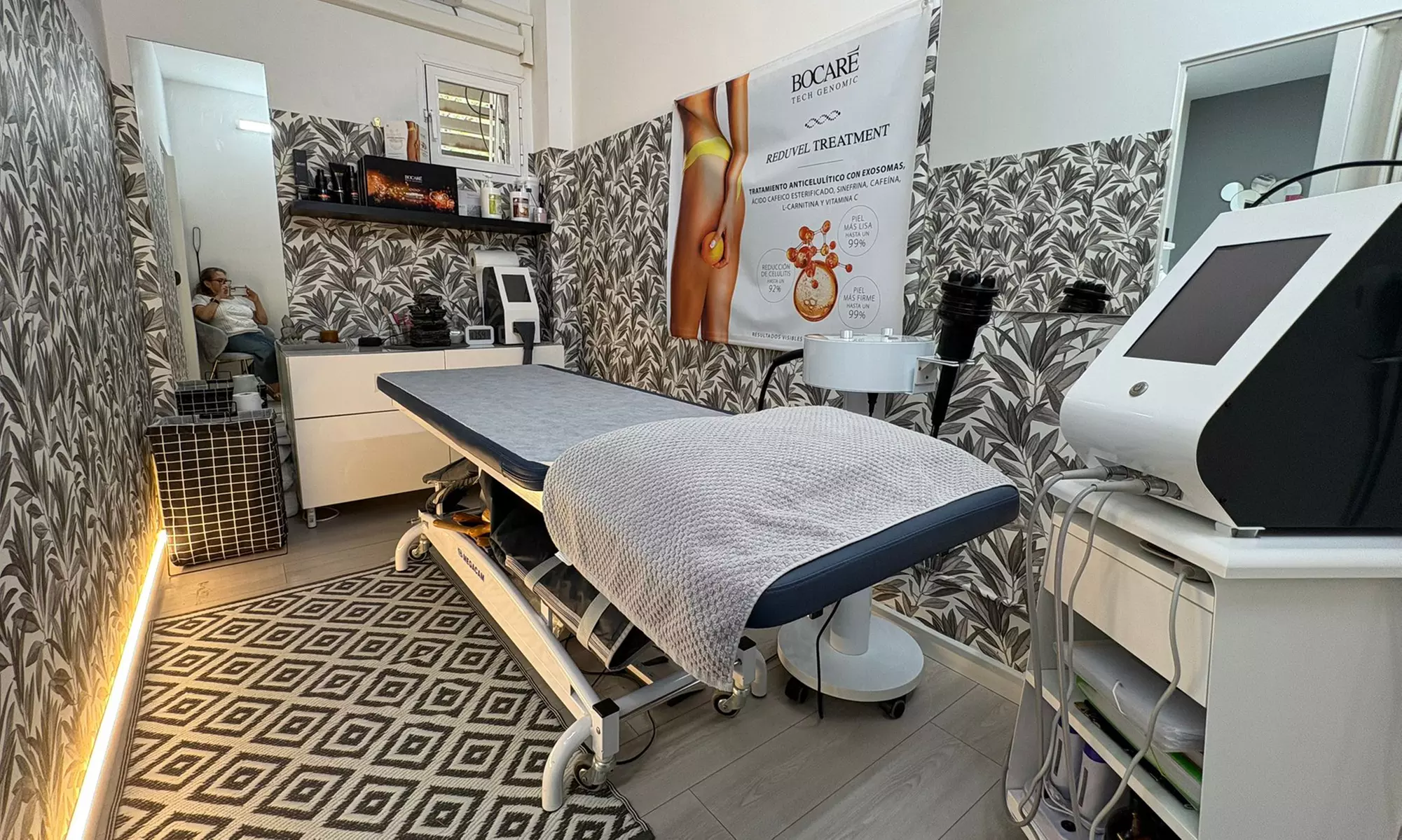 Core fit o radiofrecuencia con presoterapia y masaje drenante