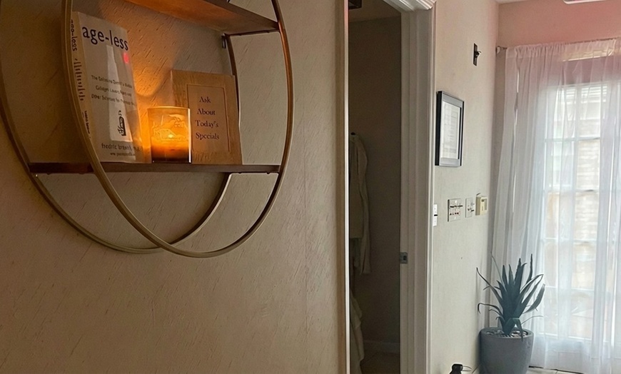 Image 2: 45 Min Hot Stone + Exfoliating Body Scrub, 60 Min Hot Stone and More