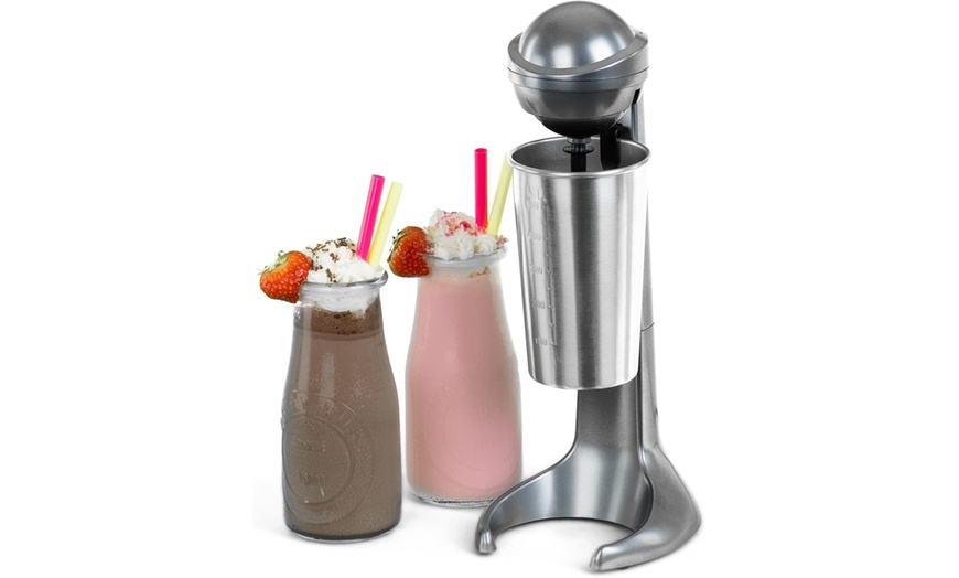 Image 2: Retro Milkshake Maker or Milk Frother 100W