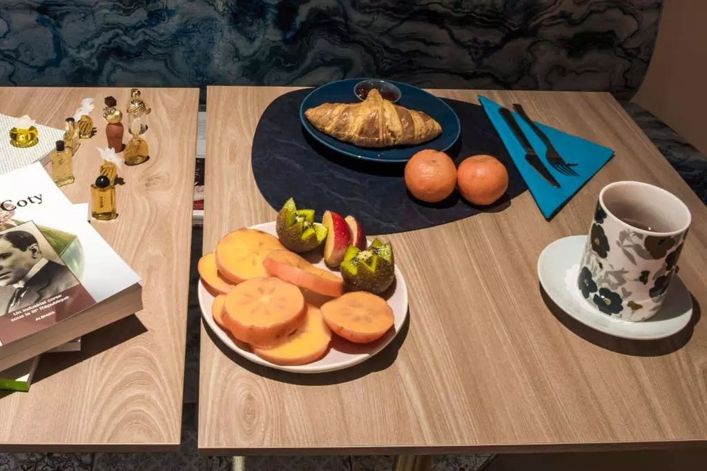 Proche Paris : chambre double avec petit-déjeuner