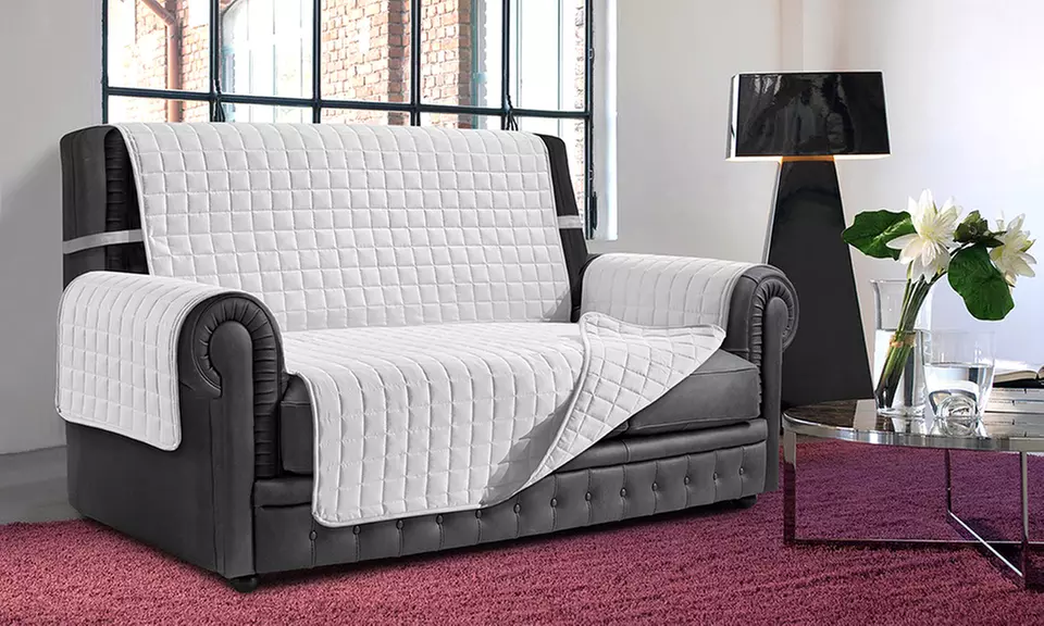 Housse de canapé matelassée anti-taches