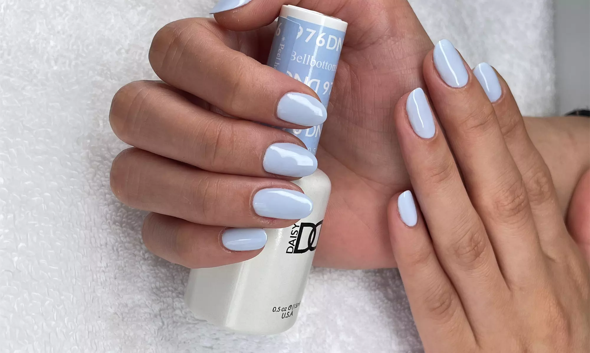 Get a Shellac Manicure or/and Pedicure for a Flawless Look