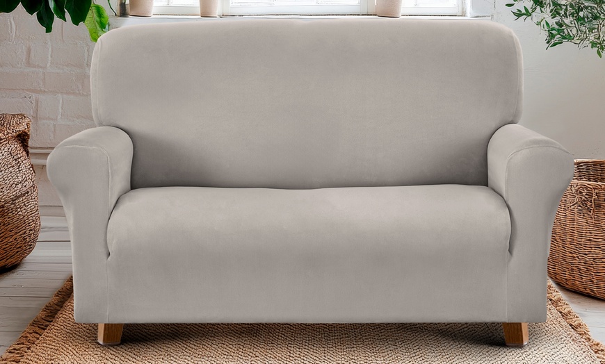 Image 9: Water-Resistant, Elegant Velvet Sofa Cover in Various Sizes