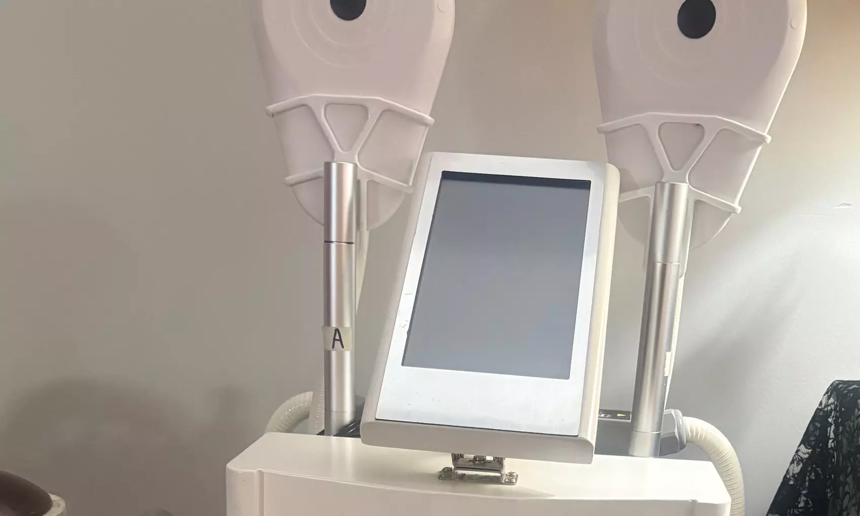 Body Sculpting with 2, 4, or 6 Cavitation & Cellulite Sessions