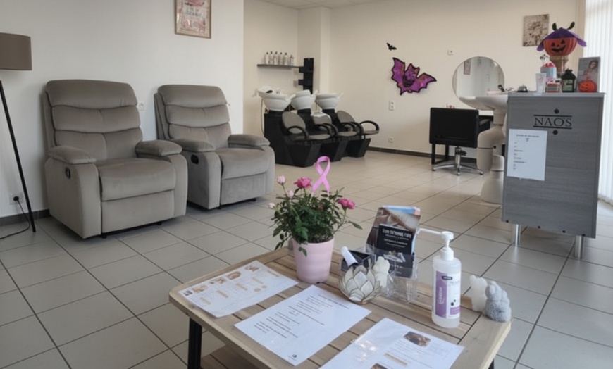 Image 2: HNSI Sabrina : modelage et soin du corps 