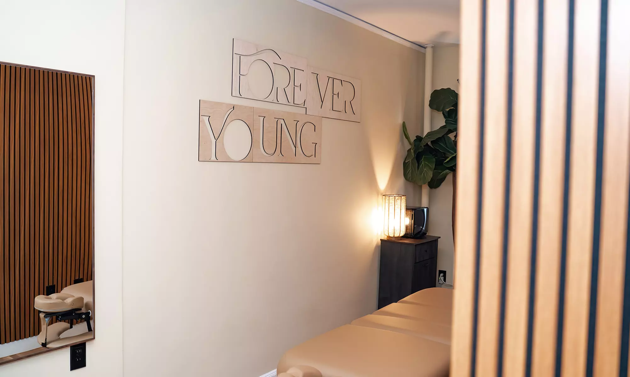 30 or 60 Min Aescape Robotic Massage, 60 Min Signature Massage & More