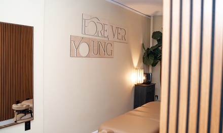 ⛄❄️60 minute Signature or Deep Tissue Massage - Forever Young Spa Back Bay