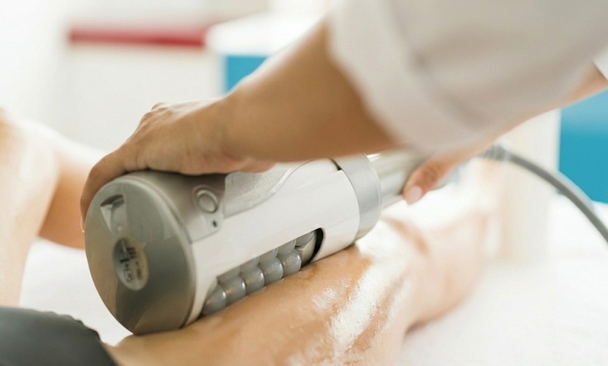 Image 2: Endosphères Therapy: Advanced Body & Face Treatment for Toning & Relax