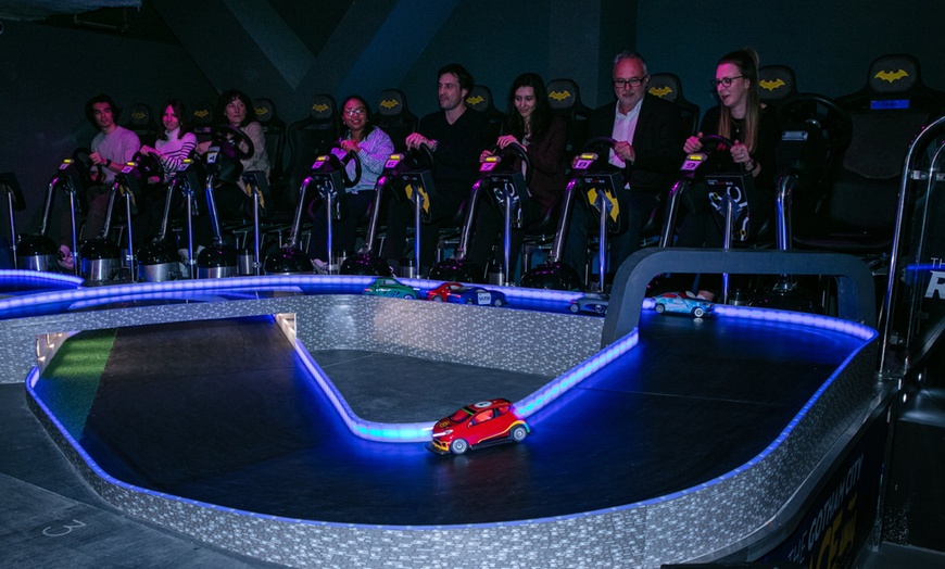 Image 3: "Batman Espace" à Boom Boom Villette