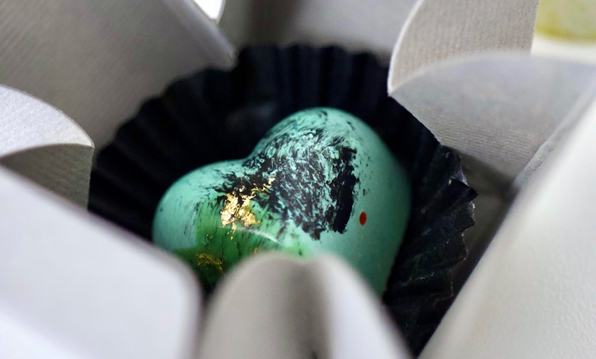 Image 4: Deluxe Pralinen-Adventskalender von Fanny's Manufaktur inkl. Versand